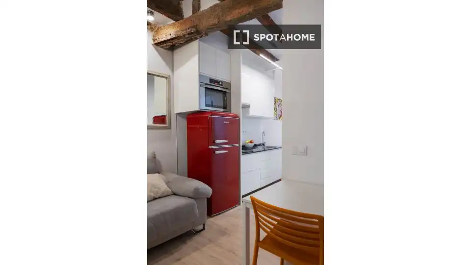 Piso con terraza en alquiler en Ciutat Vella, imagen 12