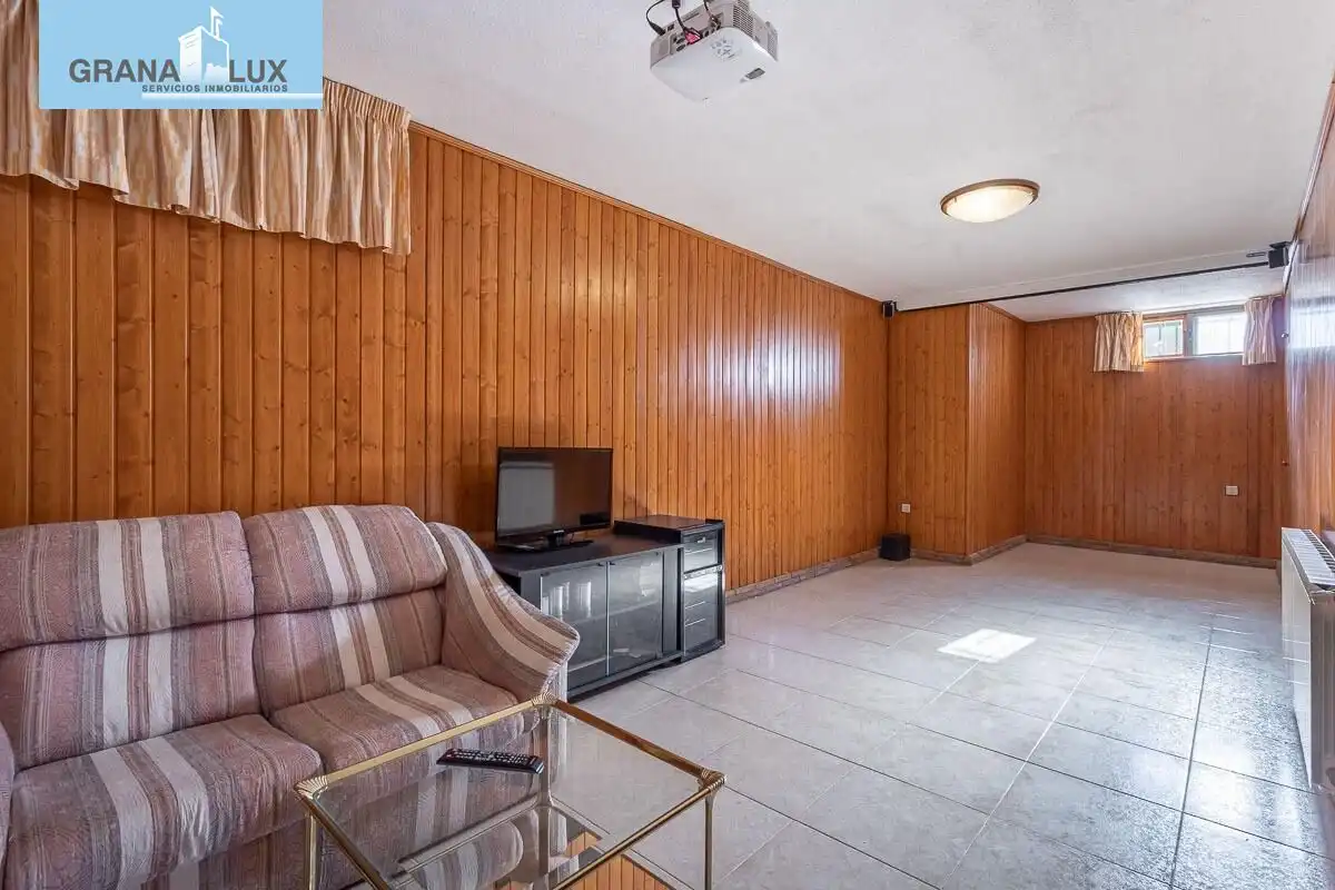 Chalet en venta en CALLE LIRIO, imagen 32