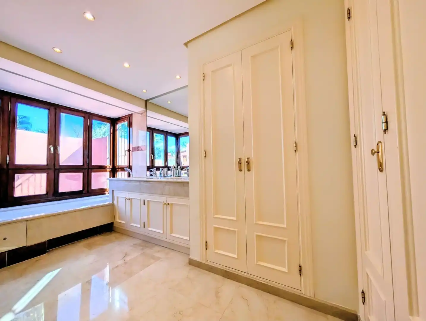 Ático en venta en Estepona con Aire acondicionado, Calefacción y Terraza