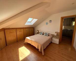 Bedroom of Attic for sale in Sanxenxo  with Terrace and Balcony