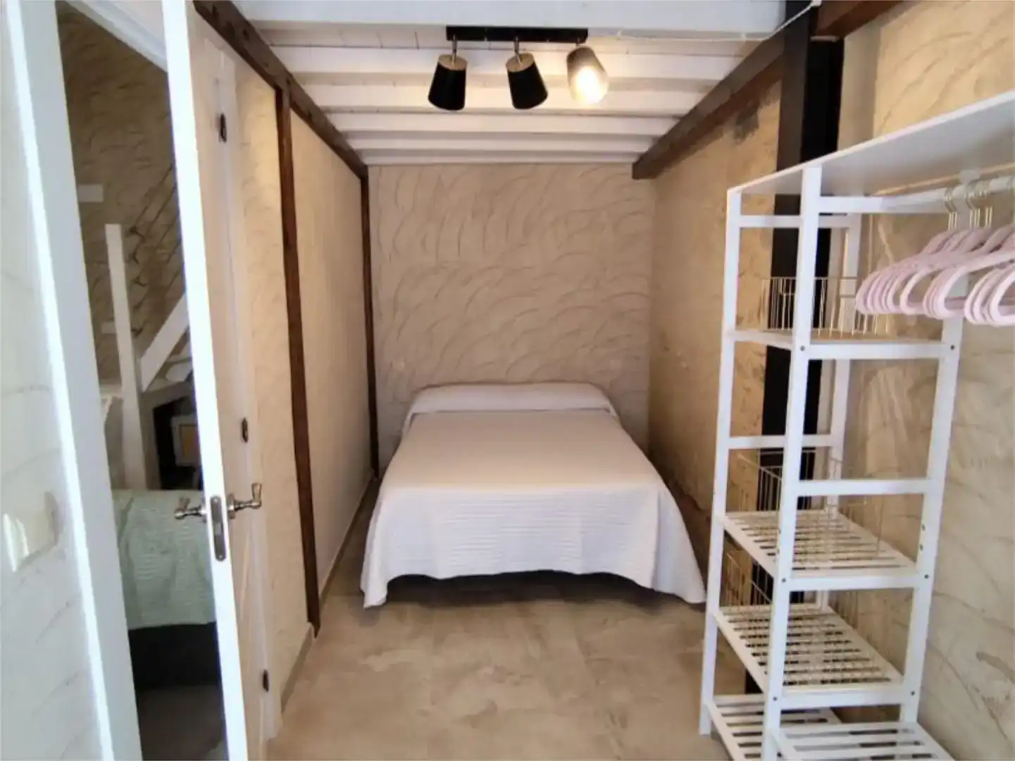 Dormitori de Apartament de lloguer en Maleján amb Moblat