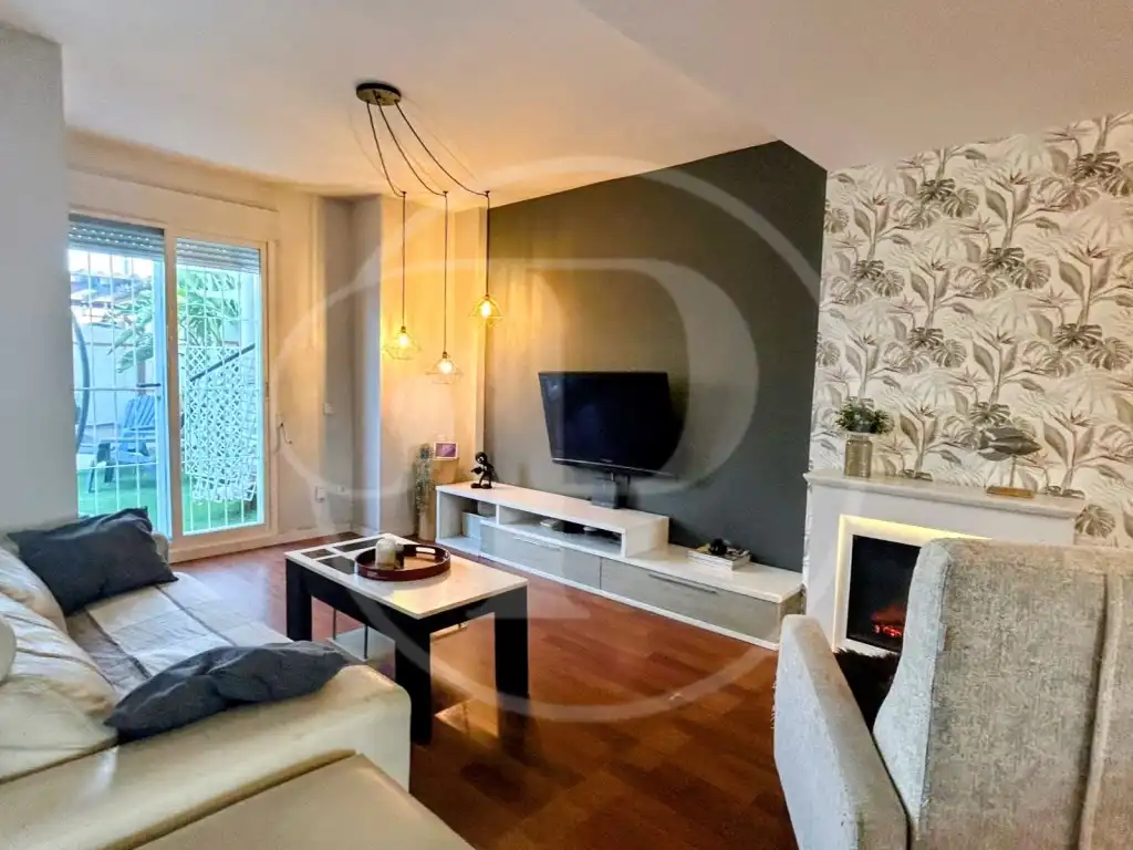 Sala de estar de Ático en venta en Albal con Aire acondicionado, Jardín privado y Terraza