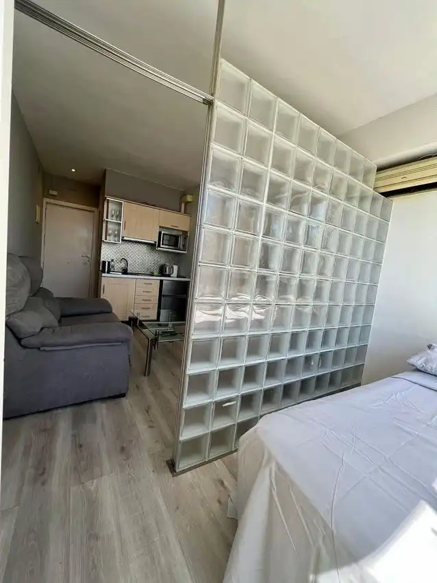 Habitación de Apartamento en venta en Marbella con Aire acondicionado, Calefacción y Amueblado