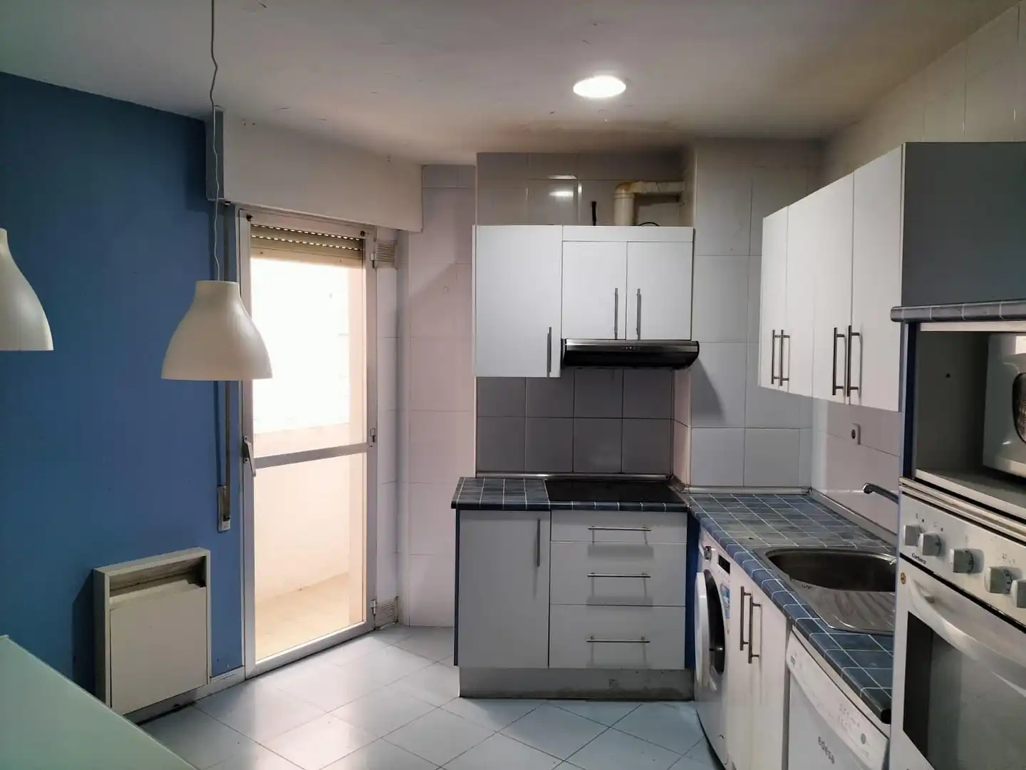 Kitchen of Flat for sale in Palencia  with Heating, Private garden and Parquet flooring