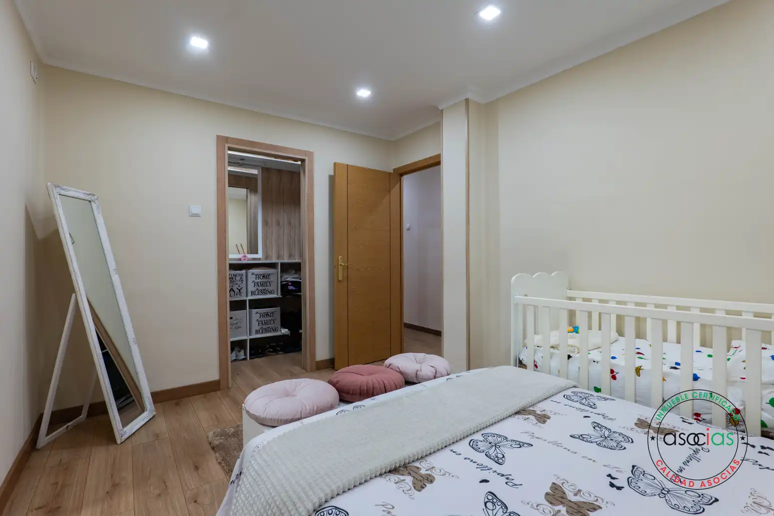 Habitación de Piso en venta en Mieres (Asturias) con Calefacción