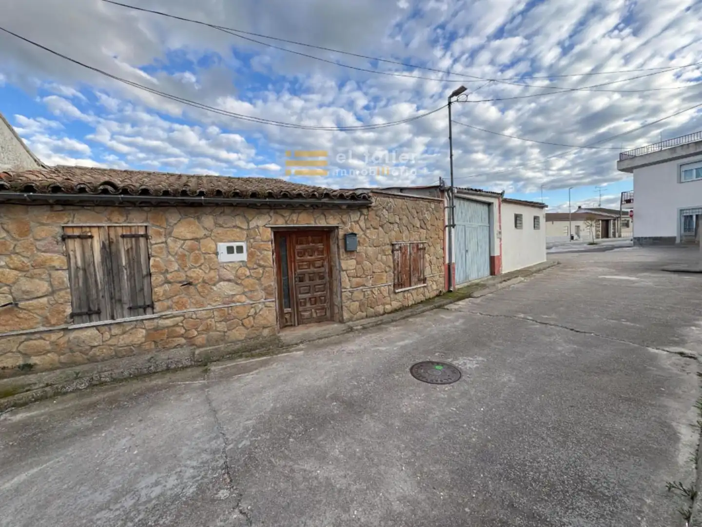 Vista exterior de Casa o xalet en venda en Garcihernández