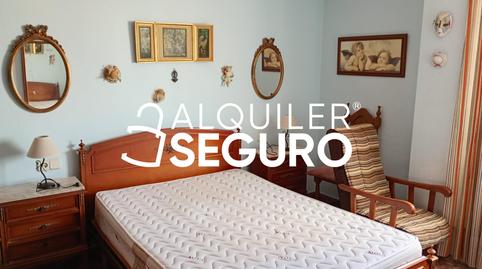 Foto 4 de Piso de alquiler en Calzada de la Trinidad, Los Castillejos - La Trinidad, Málaga Capital