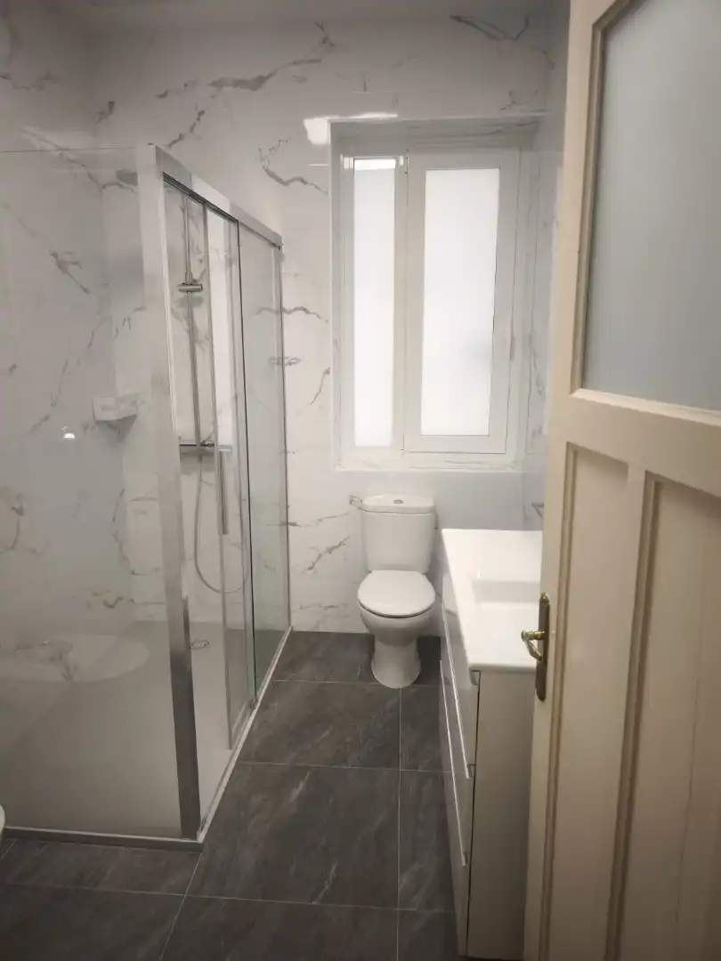 Bathroom of Flat for sale in Melilla  with Air Conditioner