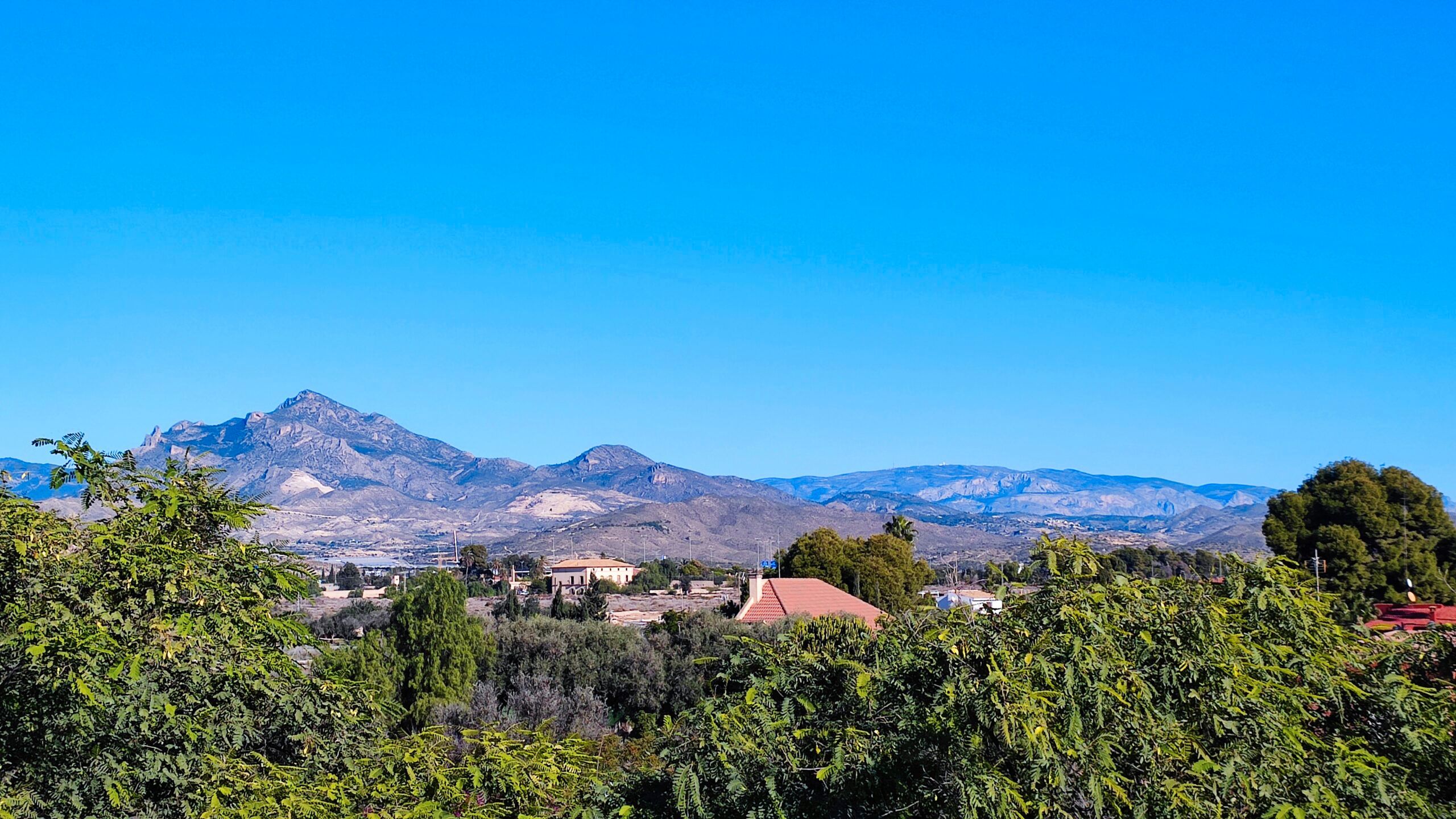 Exterior view of House or chalet for sale in Sant Joan d'Alacant  with Air Conditioner, Heating and Terrace