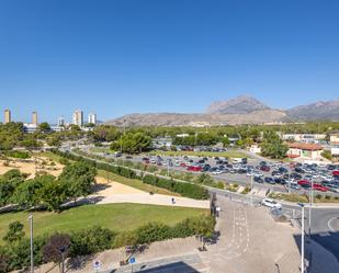 Vista exterior de Pis en venda en Benidorm amb Aire condicionat i Terrassa