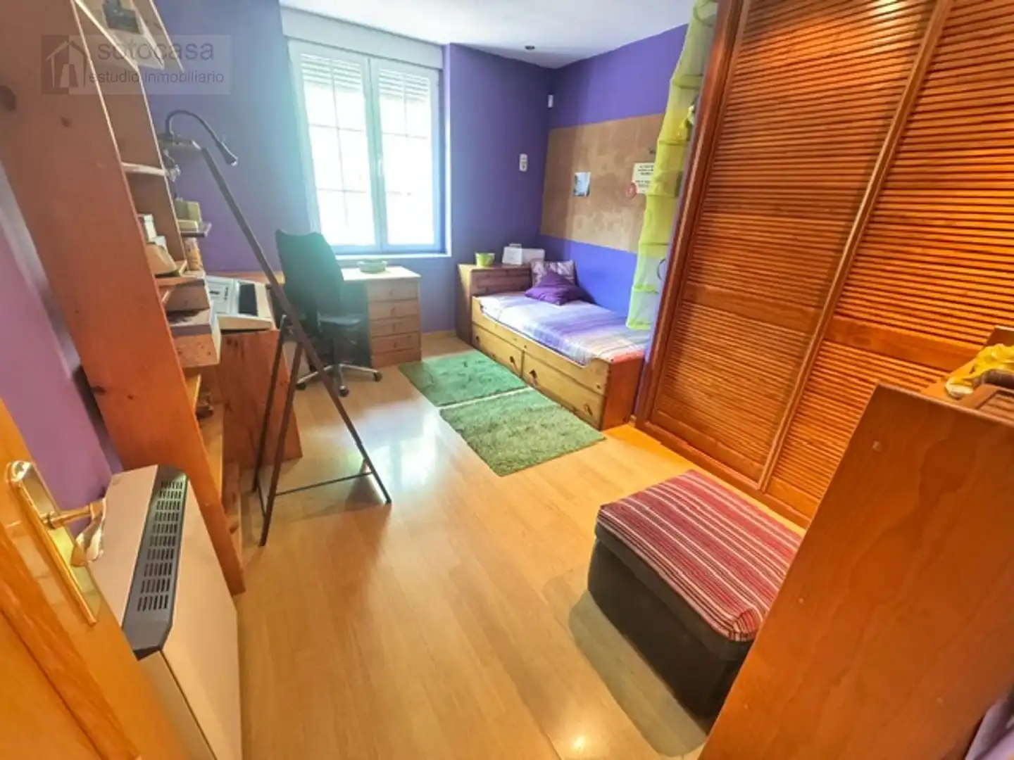 Bedroom of Flat for sale in Valladolid  with Heating, Terrace and Furnished