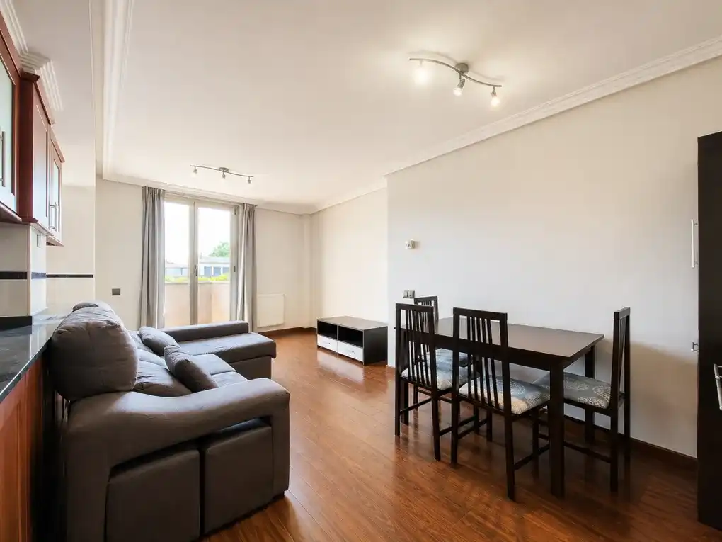 Appartamento con terrazza in vendita a Calle Matilde de la Torre, imagen 2