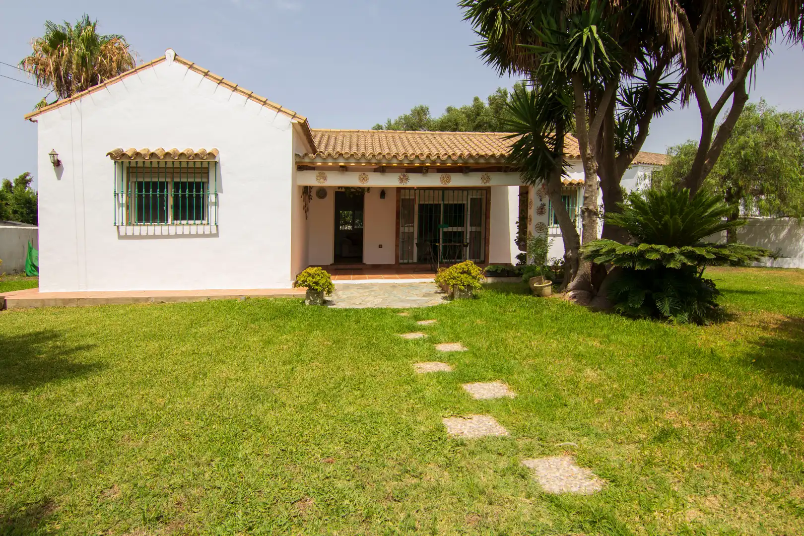 Garden of Country homes for sale in Barbate  with Air Conditioner, Heating and Private garden