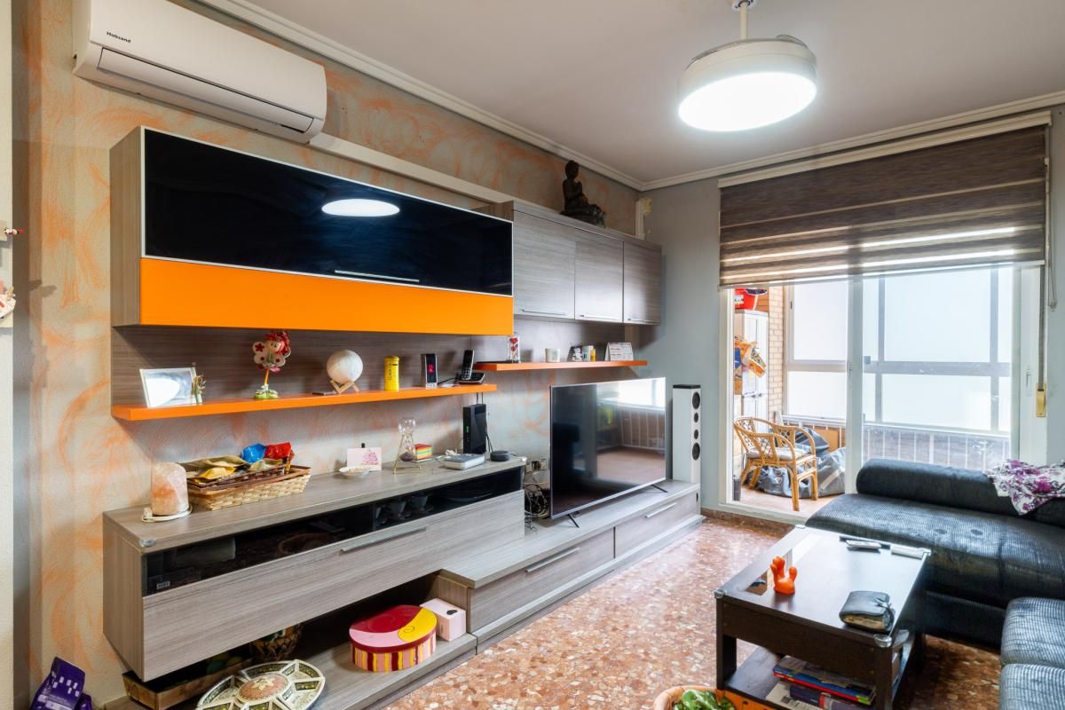 Sala de estar de Planta baja en venta en Sagunto / Sagunt con Calefacción