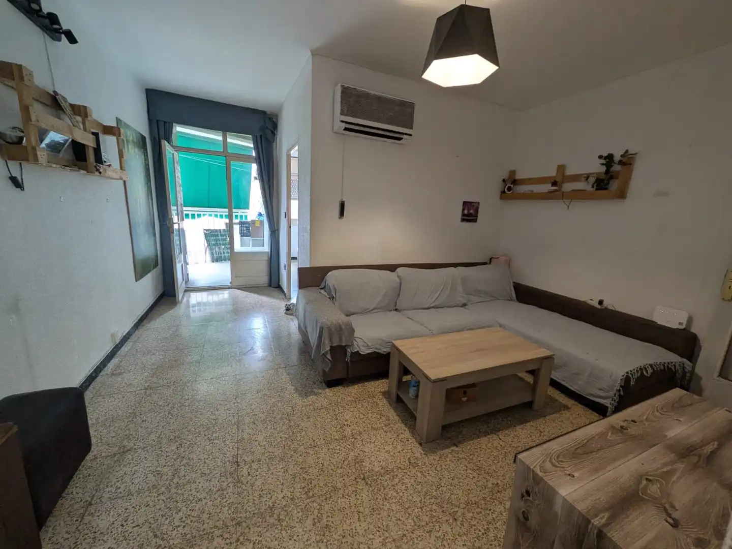 Piso con balcón en venta en Carrer de Lluís Domènech i Montaner, imagen 7