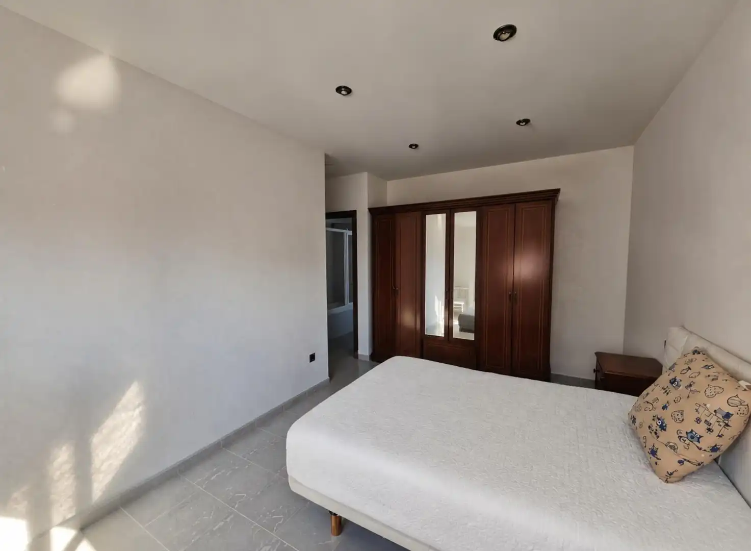 Habitación de Piso en venta en Plasencia con Calefacción, Terraza y Balcón