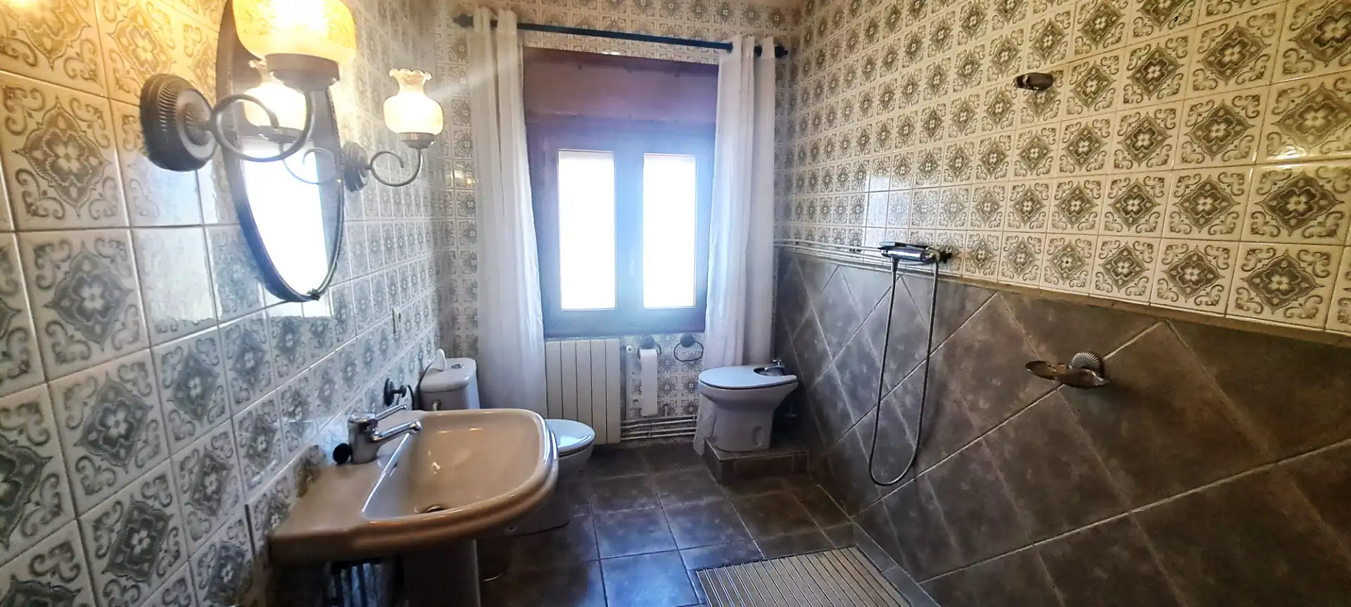 Bany de Casa o xalet en venda en Talamanca de Jarama amb Calefacció, Jardí privat i Forn