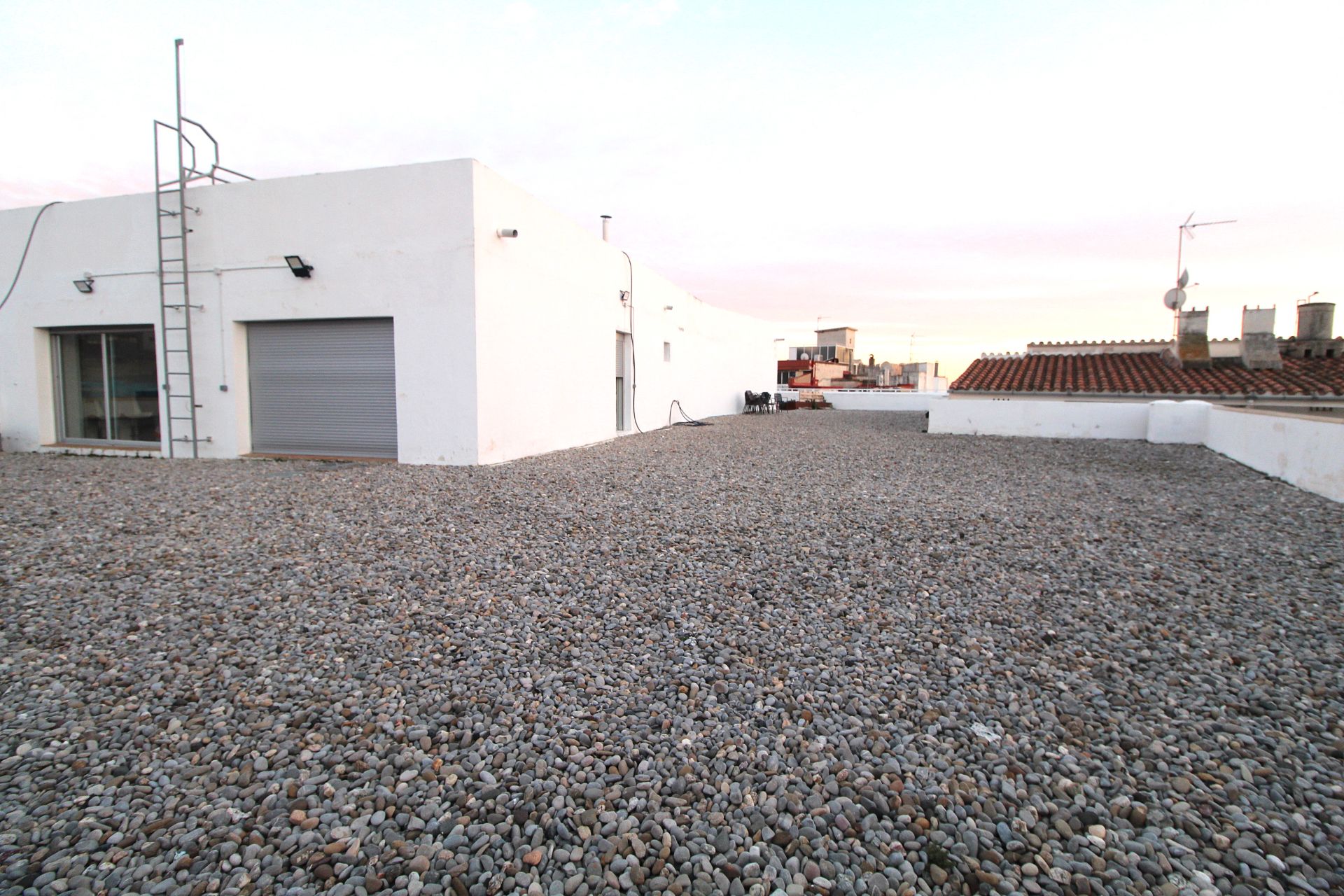 Vista exterior de Edifici en venda en El Masnou