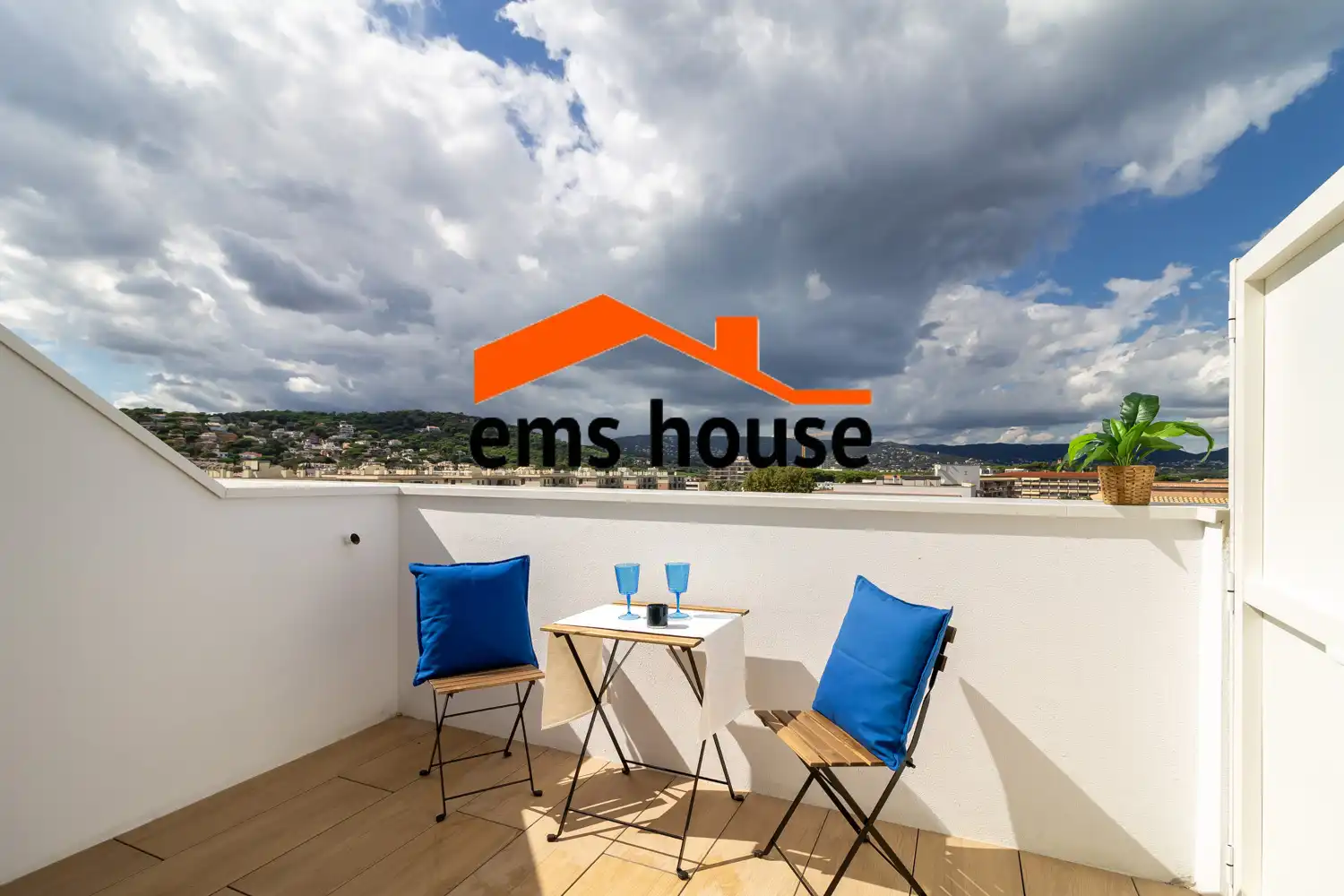 Ático de obra nueva con terraza en venta en Passeig de Josep Mundet 9, imagen 31