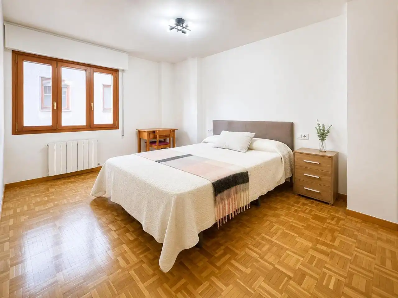 Schlafzimmer von Wohnung zur Miete in Segovia mit Heizung, Terrasse und Möbliert