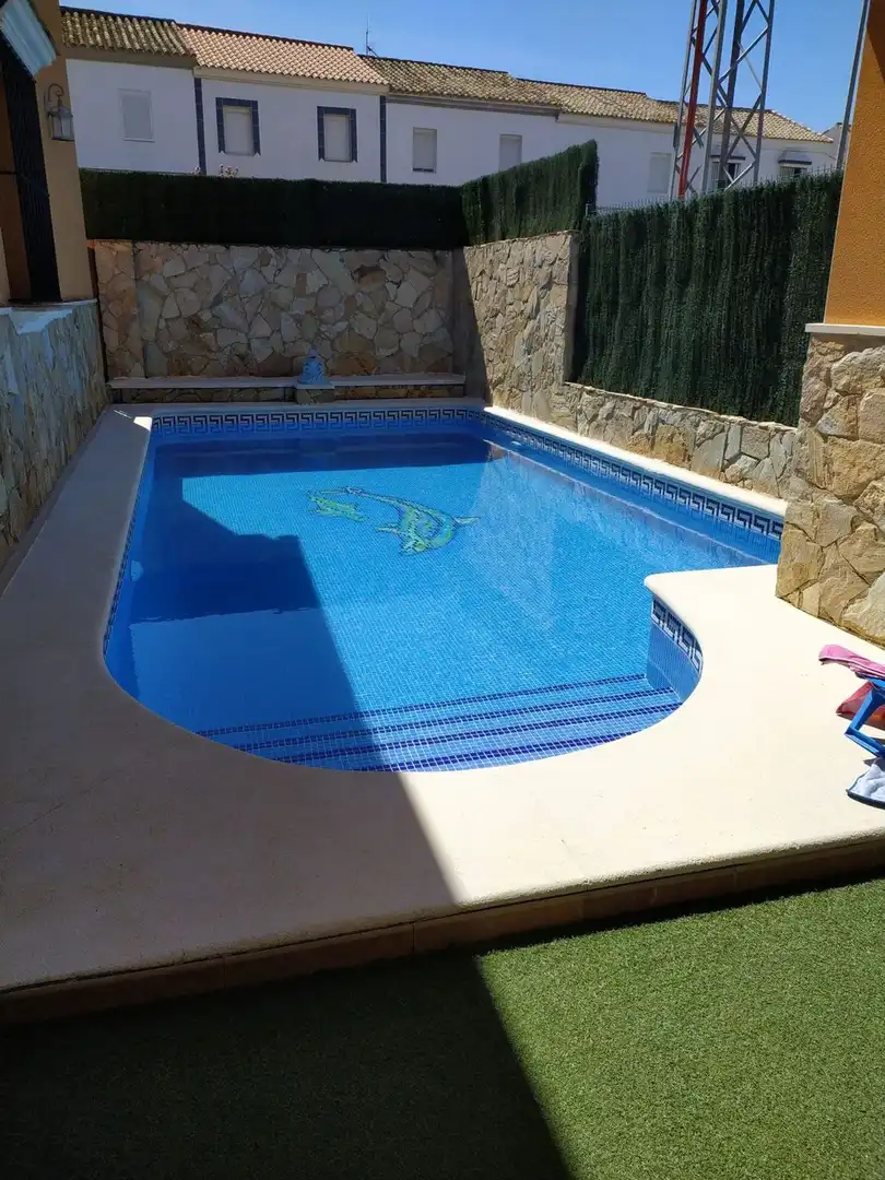 Detached house with pool for sale in Villanueva del Río y Minas, imagen 2
