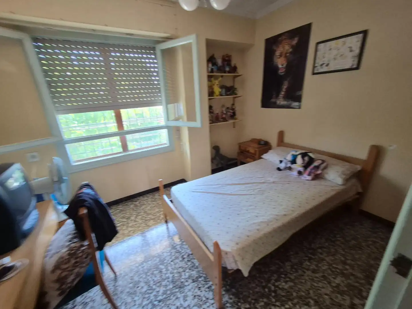 Dormitori de Casa o xalet en venda en Elda amb Jardí privat, Terrassa i Traster