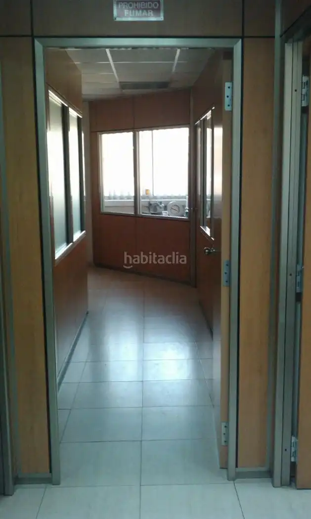 Nave industrial en venta en Carrer de Mata 21, imagen 9
