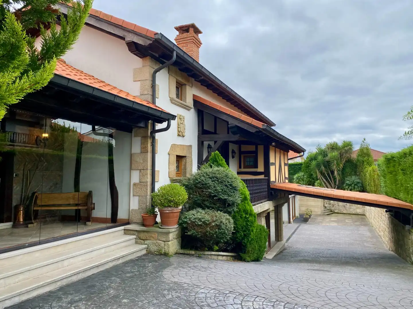 Chalet con terraza en venta en Calle Cortiguera, imagen 2