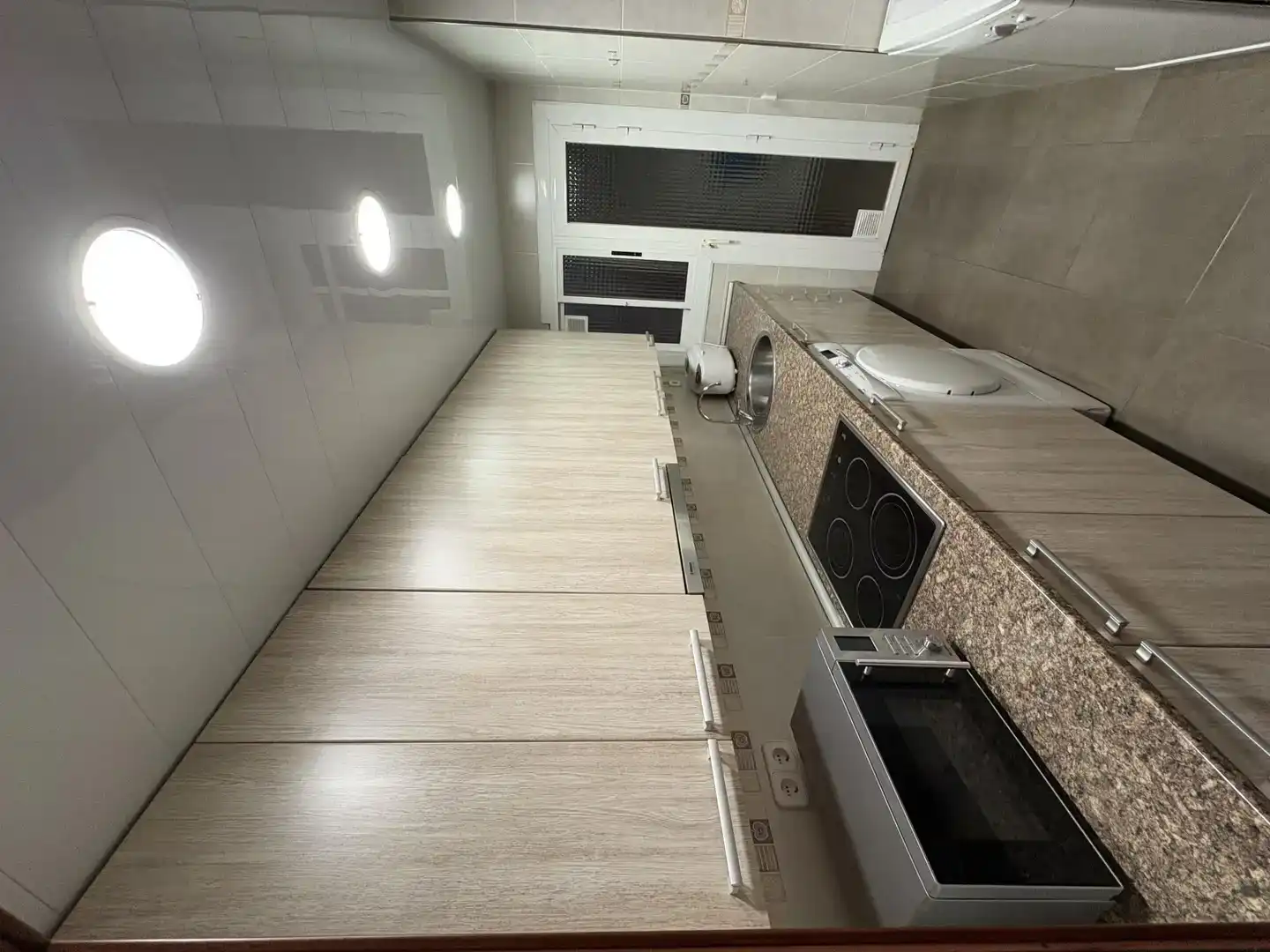Cuina de Pis en venda en Sant Cugat del Vallès amb Aire condicionat i Balcó