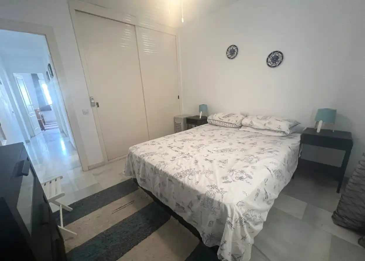 Dormitori de Apartament en venda en Estepona amb Aire condicionat, Jardí privat i Terrassa