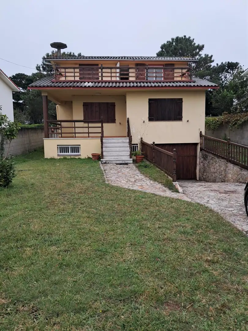 Casa amb terrassa de lloguer a Lugar PEDRA DO SAL