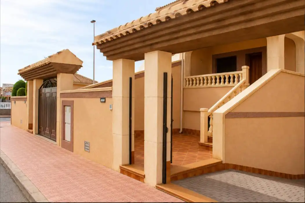 Exterior view of Houses for sale in Torrevieja  with Air Conditioner, Terrace and Swimming Pool