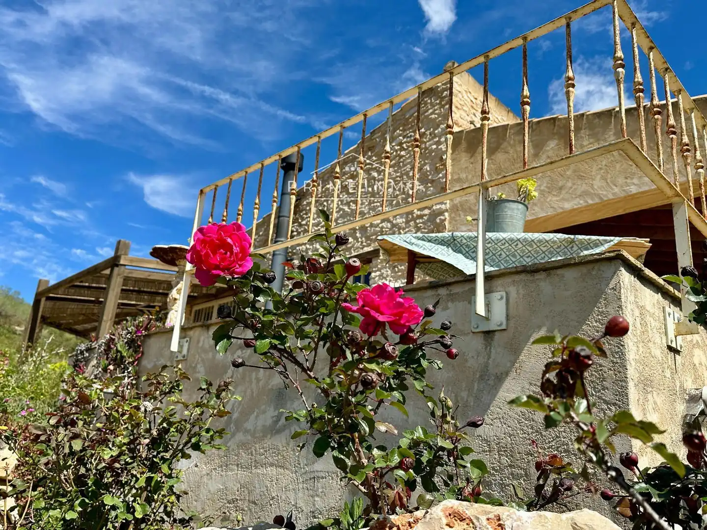 Casa rústica con terraza en venta en El Perelló, imagen 3