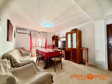 Wohnung mit Balkon zum Verkauf in Lora del Río