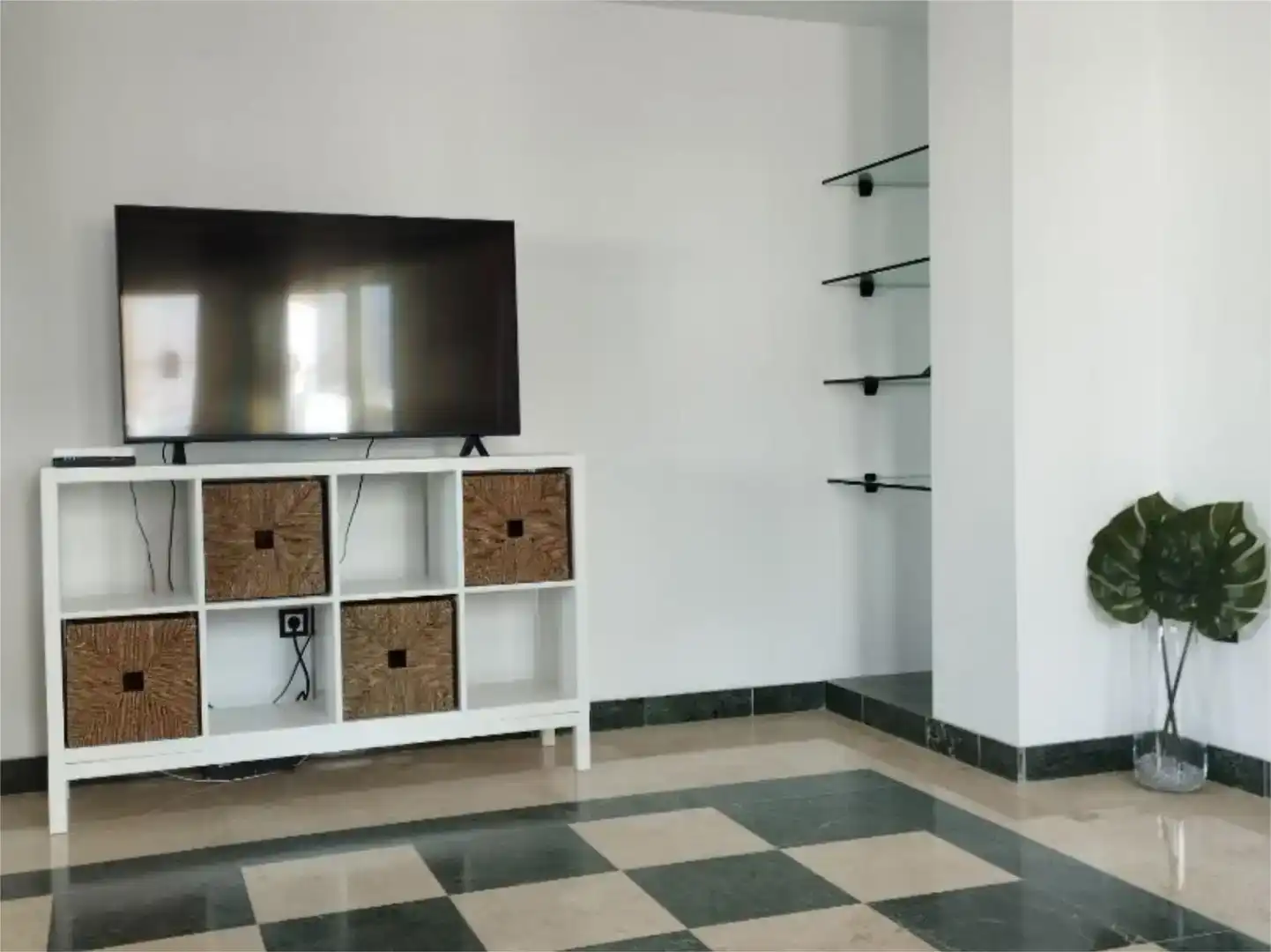 Living room of Flat for rent in Marbella  with Air Conditioner and Furnished