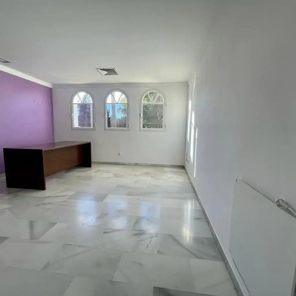 Büro zum Verkauf in Marbella mit Klimaanlage