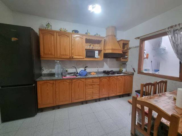 Casa adosada en Venta en Argana Alta - Maneje