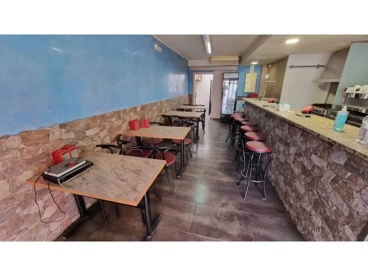 Local comercial en venda a Calle ESTEVE GARRELL 2, imagen 3