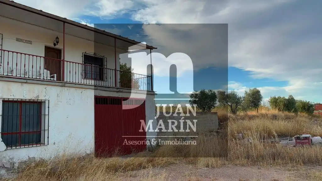 Vista exterior de Finca rústica en venta en Peñas de San Pedro con Calefacción, Jardín privado y Amueblado