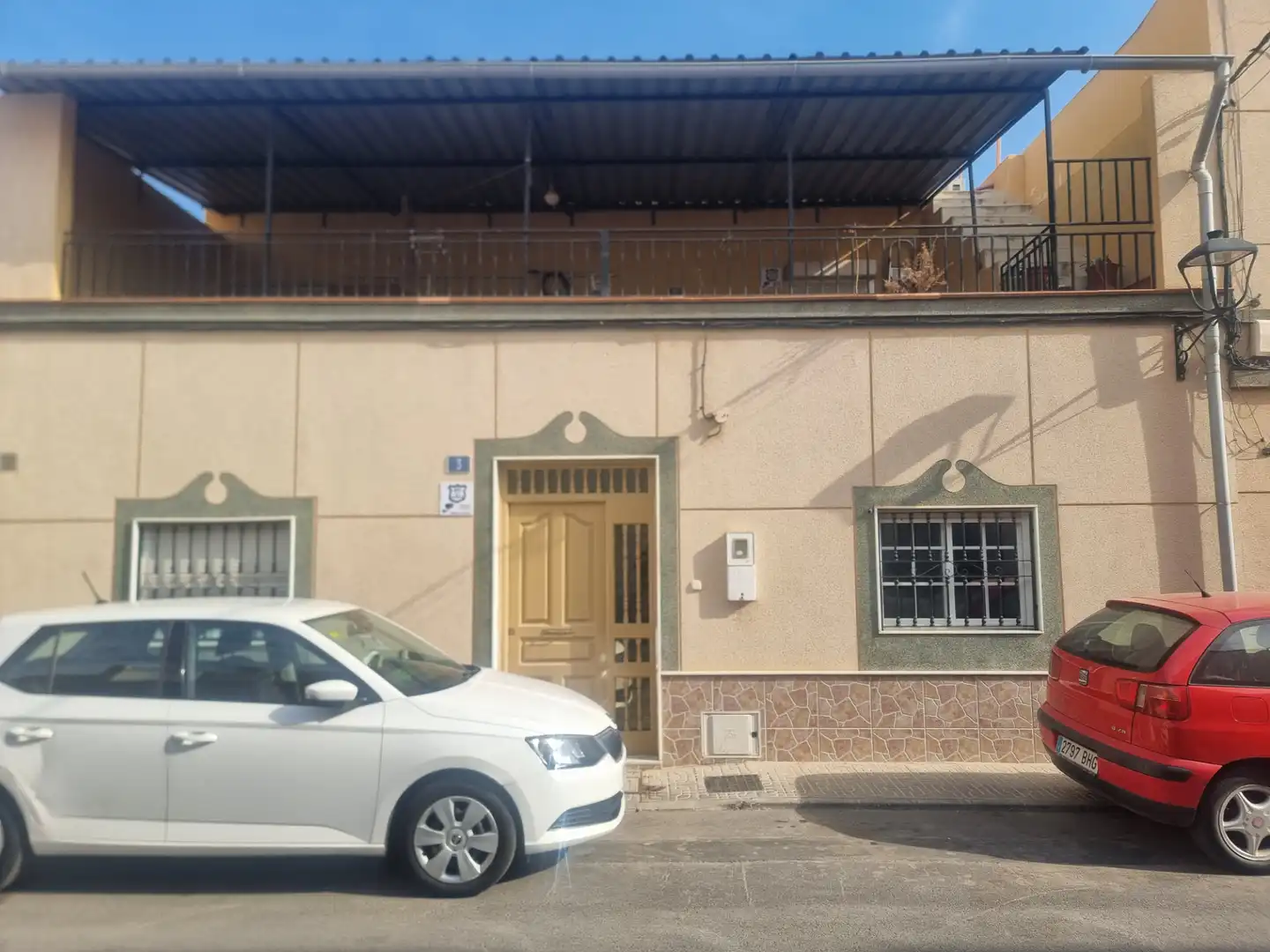 Vista exterior de Casa o xalet en venda en Viator amb Terrassa i Balcó