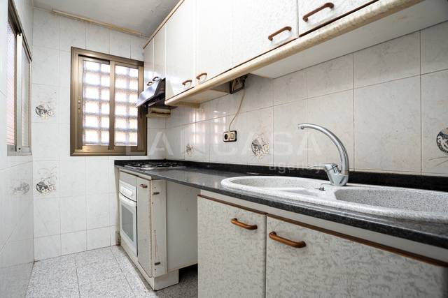 Piso en Venta en La Verneda i la Pau