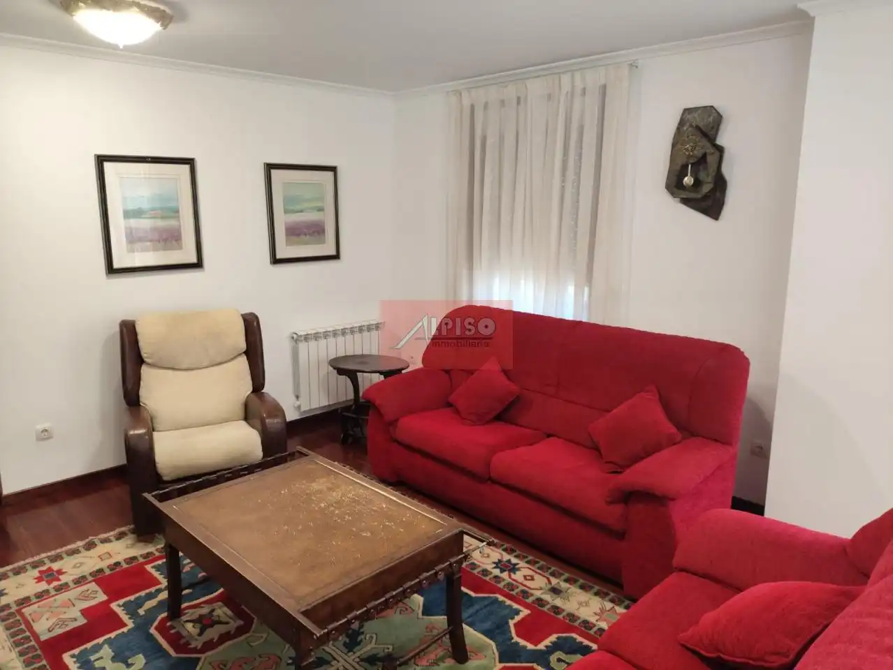 Sala d'estar de Pis de lloguer en Ourense Capital  amb Calefacció, Moblat i Balcó