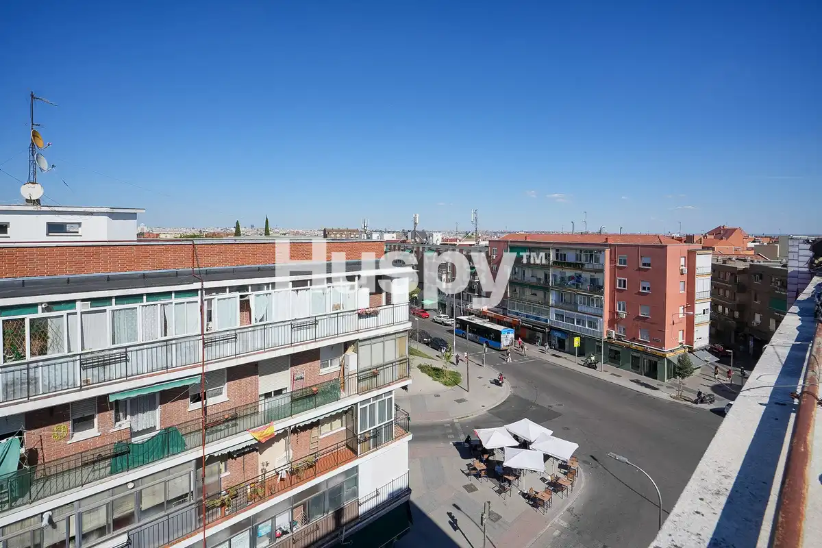 Vista exterior de Piso en venta en Madrid con Aire acondicionado y Calefacción