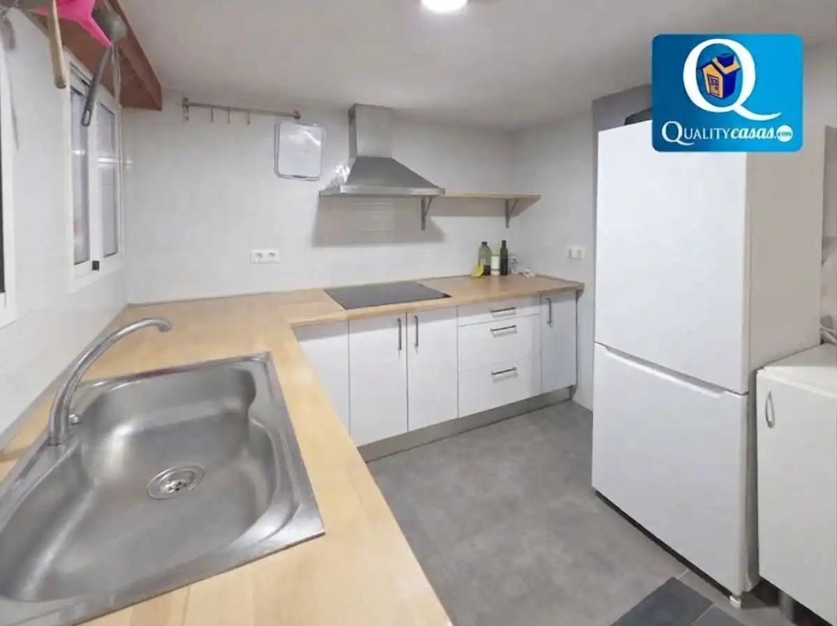 Flat for sale in Pla - Carolinas, imagen 2