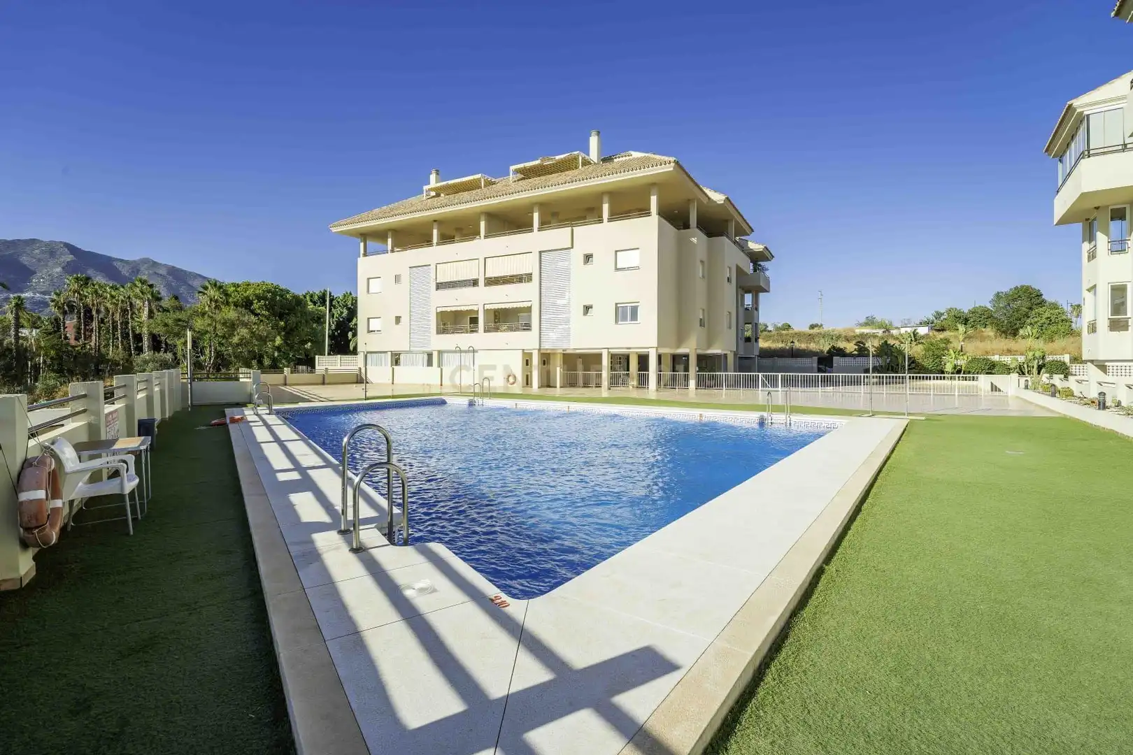 Swimming pool of Flat for sale in Fuengirola  with Air Conditioner, Storage room and Swimming Pool