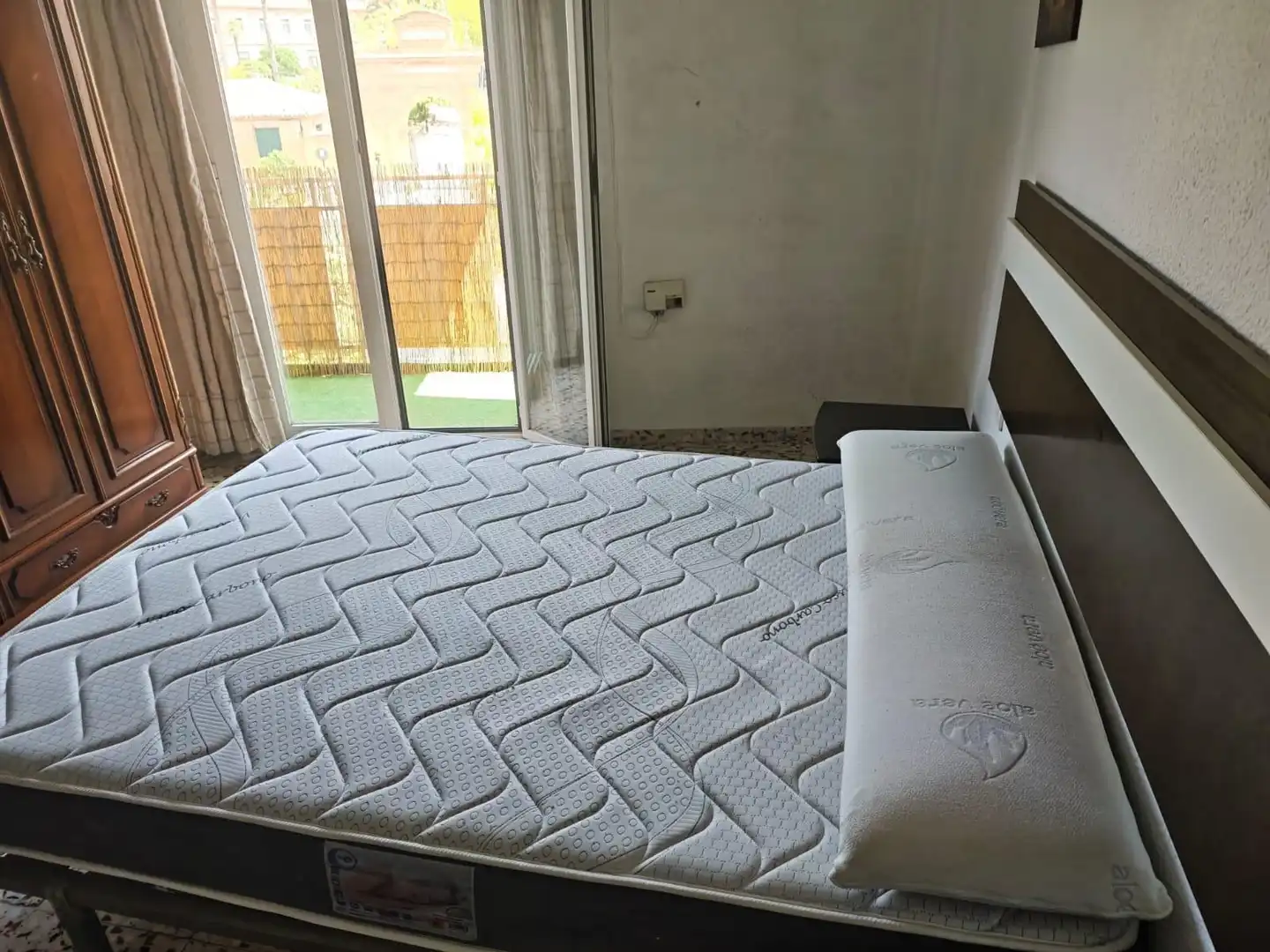 Habitación de Piso en venta en Granada con Balcón