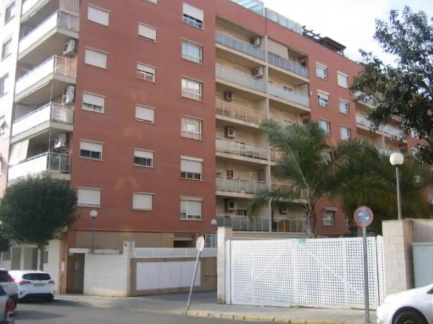 Vista exterior de Piso en venta en Paterna