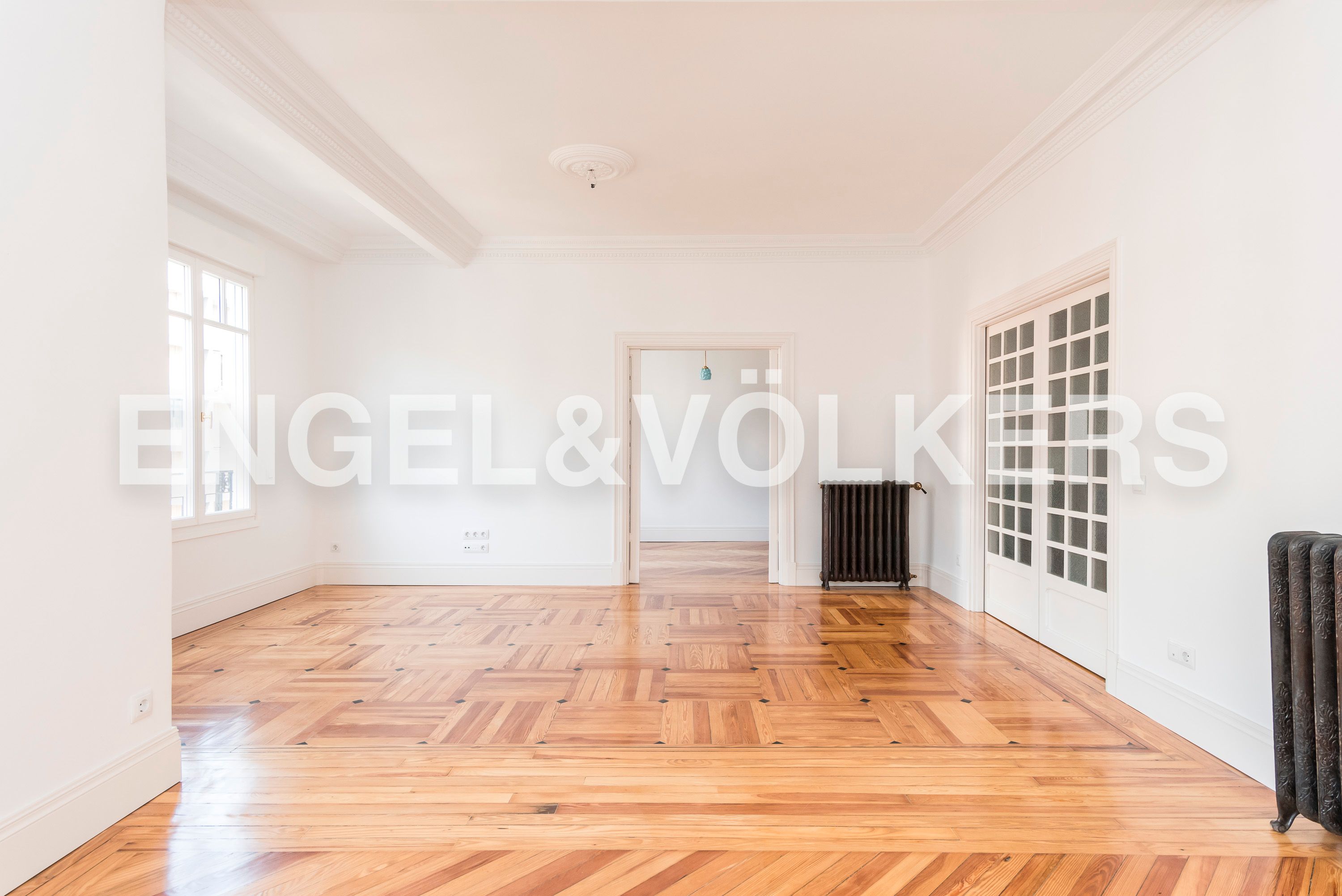Sala d'estar de Apartament de lloguer en  Madrid Capital amb Aire condicionat i Calefacció