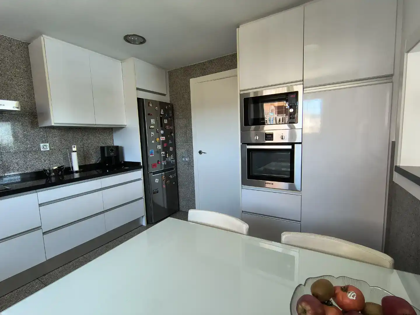 Kitchen of Houses for sale in Gavà  with Air Conditioner and Swimming Pool