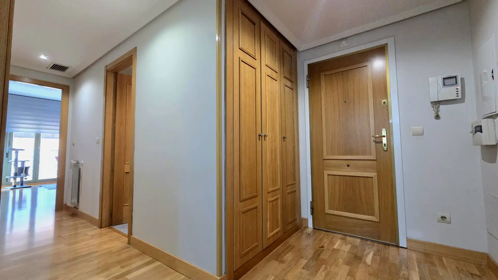 Piso en venta en Parla con Aire acondicionado, Calefacción y Jardín privado